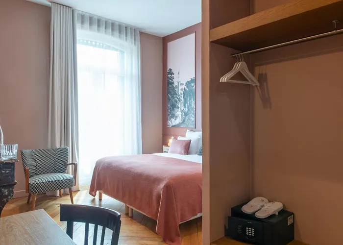 Отель Maison Lacassagne